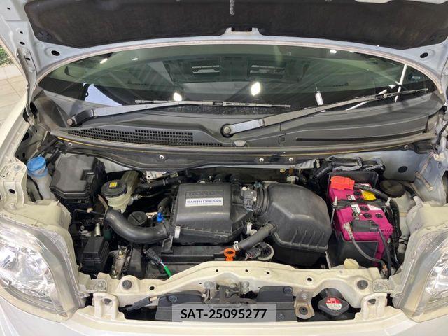Honda N BOX 2017-03 7980183-17