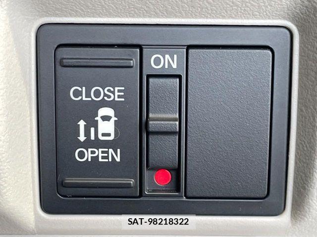 Honda N BOX 2024-12 7980159-4