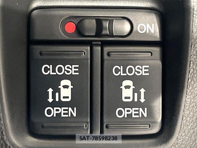 Honda N BOX 2014-04 7980198-5