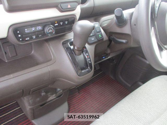 Honda N BOX 2023-05 8037014-14