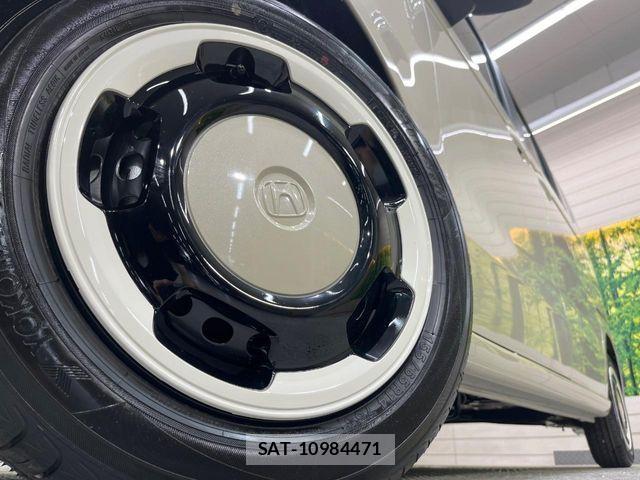 Honda N BOX 2026-06 8036981-12