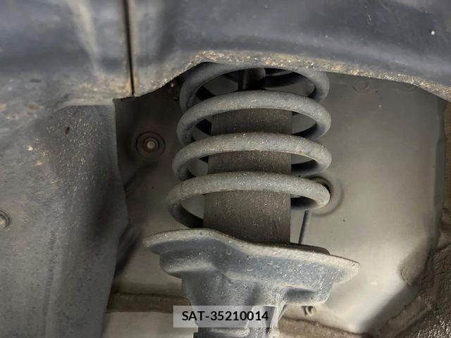 Honda N BOX 2019-04 8037032-19