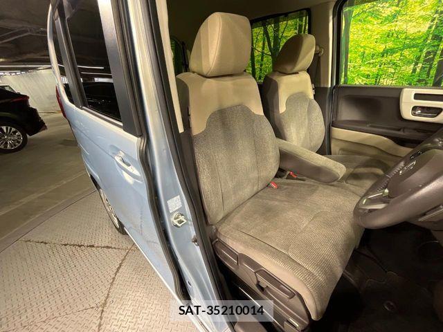 Honda N BOX 2019-04 8037032-7