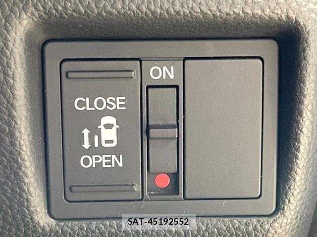 Honda N BOX 2019-05 8037033-5