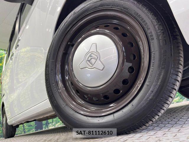 Honda N BOX 2023-07 8037018-12