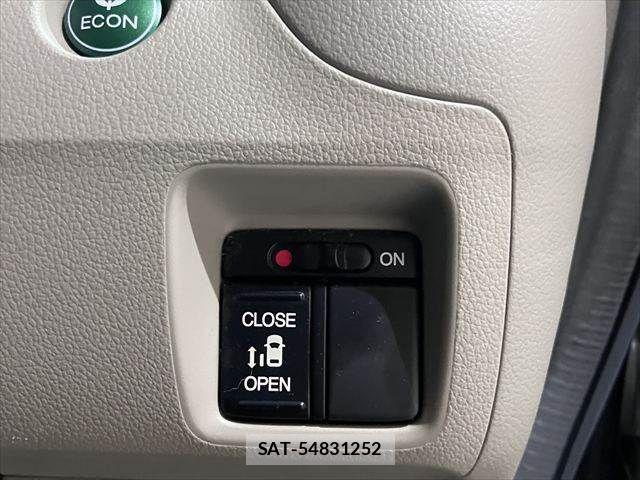 Honda N BOX 2012-01 8037072-5