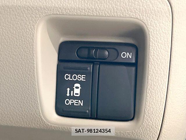 Honda N BOX 2015-03 8037054-4