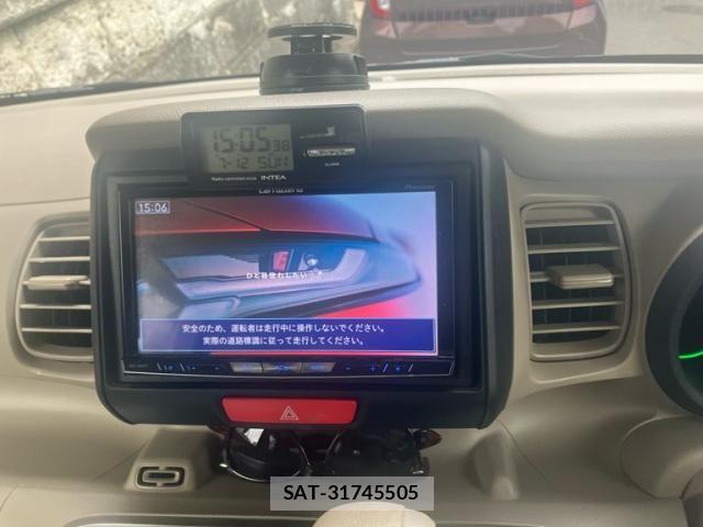 Honda N BOX 2015-09 8037075-11