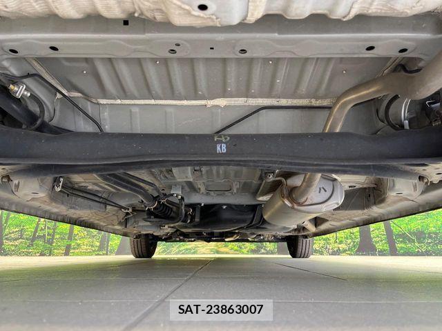Honda N BOX 2023-11 8037016-18