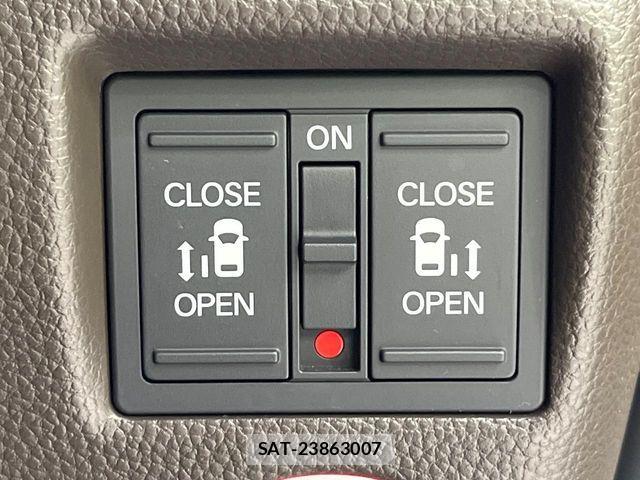 Honda N BOX 2023-11 8037016-4
