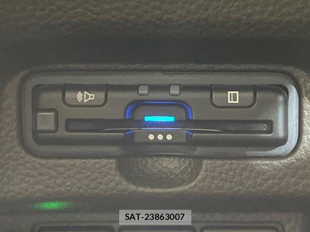 Honda N BOX 2023-11 8037016-6