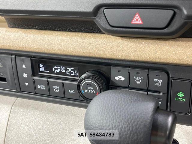 Honda N BOX 2026-05 8036993-4