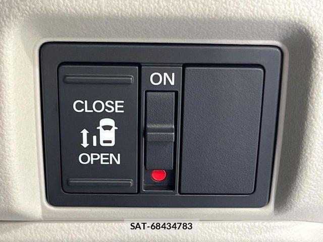 Honda N BOX 2026-05 8036993-5