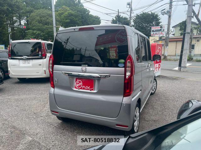 Honda N BOX 2018-12 8037039-1