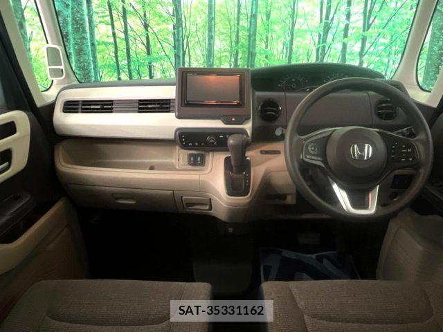 Honda N BOX 2018-04 8037030-1