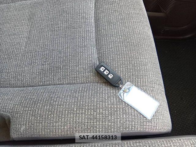 Honda N BOX 2022-05 8037050-10