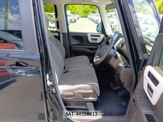Honda N BOX 2022-05 8037050-3