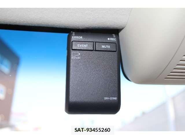 Honda N BOX 2023-08 8048591-4
