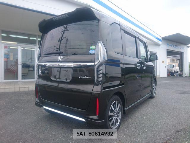 Honda N BOX 2021-03 8037026-3