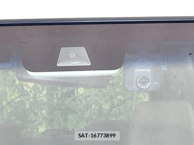 Honda N BOX 2022-04 8037001-4