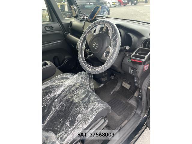 Honda N BOX 2017-07 8037073-3