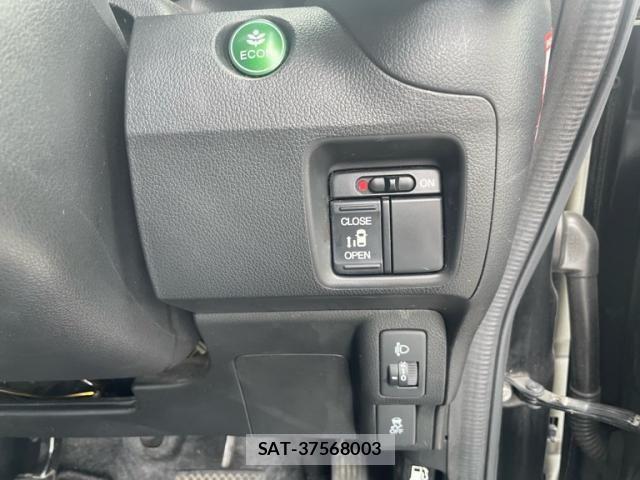 Honda N BOX 2017-07 8037073-5
