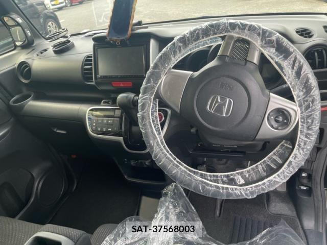 Honda N BOX 2017-07 8037073-7