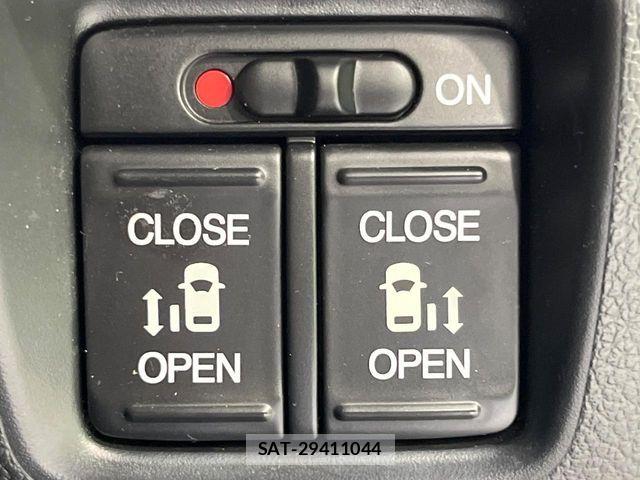 Honda N BOX 2013-07 8037048-2