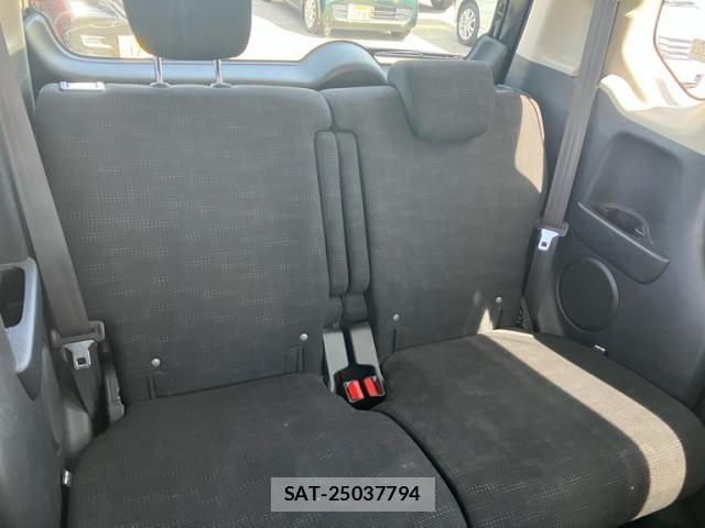 Honda N BOX 2015-11 8074835-13