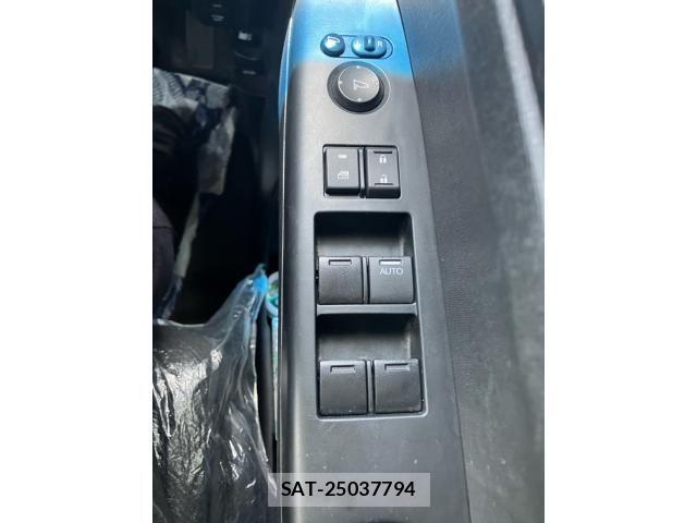 Honda N BOX 2015-11 8074835-17