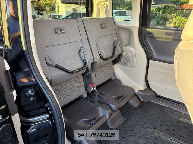 Honda N BOX 2017-11 8074820-18