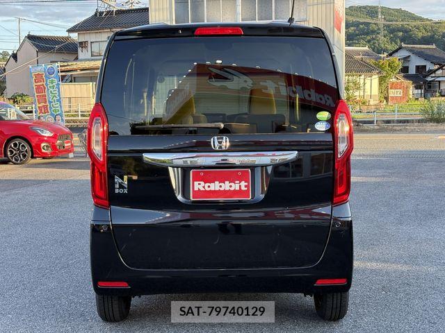 Honda N BOX 2017-11 8074820-2