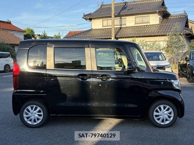 Honda N BOX 2017-11 8074820-6
