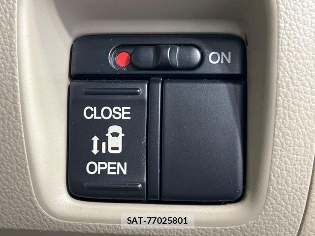 Honda N BOX 2012-01 8074828-2