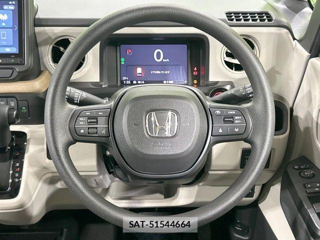 Honda N BOX 2024-01 8074776-10