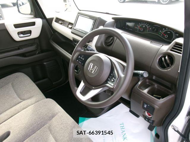 Honda N BOX 2023-07 8074799-17