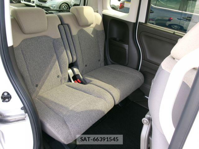 Honda N BOX 2023-07 8074799-19