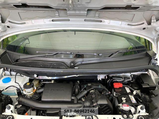 Honda N BOX 2026-05 8074785-17