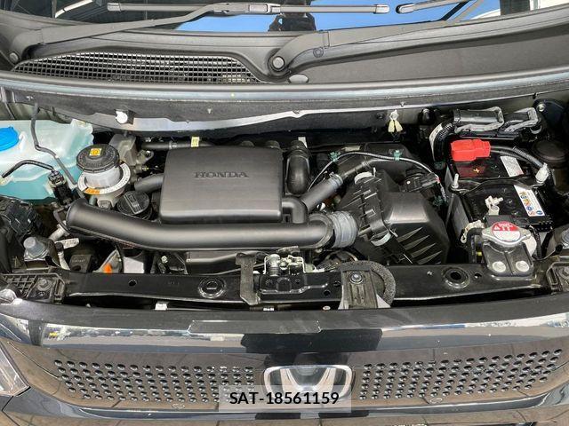 Honda N BOX 2025-03 8074767-17