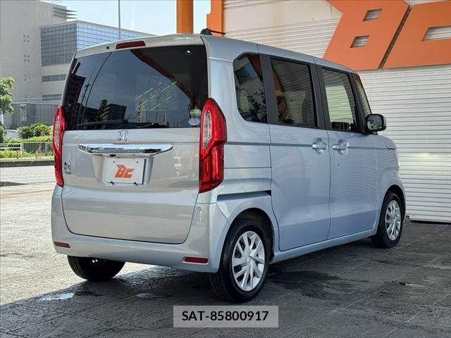 Honda N BOX 2018-01 8074814-12