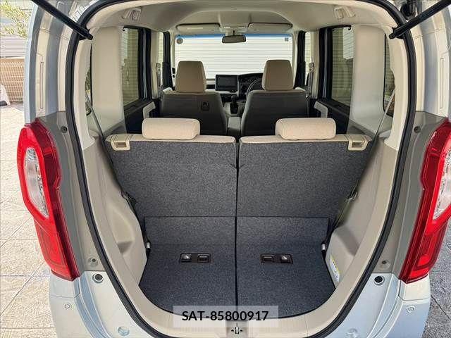 Honda N BOX 2018-01 8074814-19