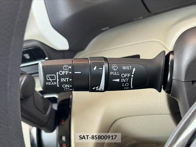 Honda N BOX 2018-01 8074814-23
