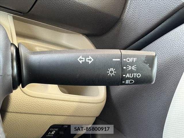 Honda N BOX 2018-01 8074814-24