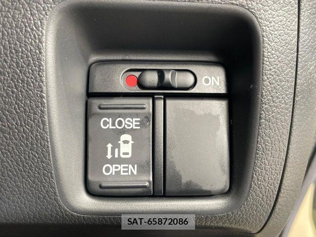 Honda N BOX 2016-03 8074812-4