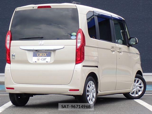 Honda N BOX 2019-03 8074809-2