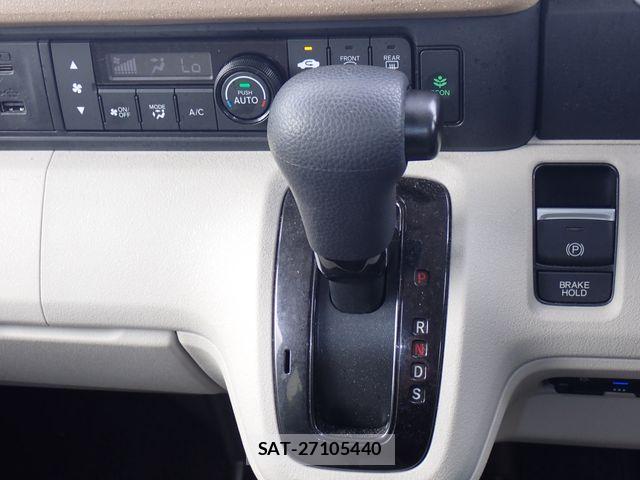 Honda N BOX 2024-03 8074761-15