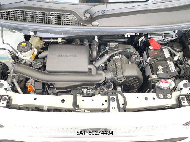 Honda N BOX 2026-05 8074783-17