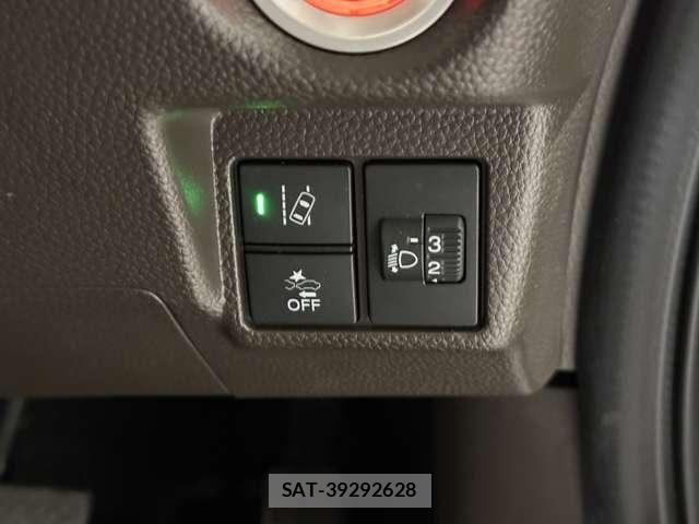 Honda N BOX 2021-06 8074815-14