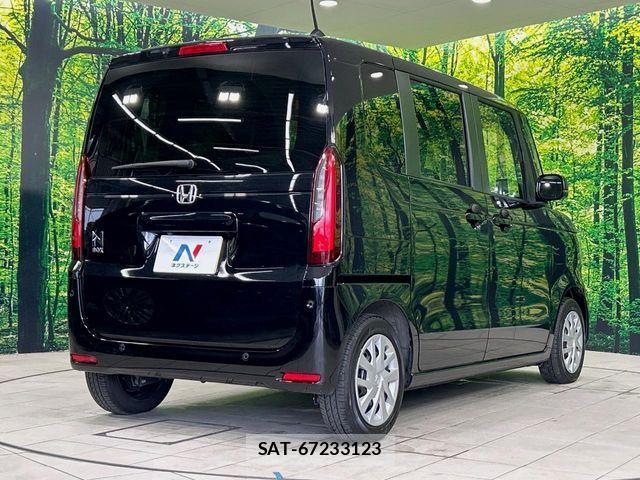 Honda N BOX 2024-11 8074794-16