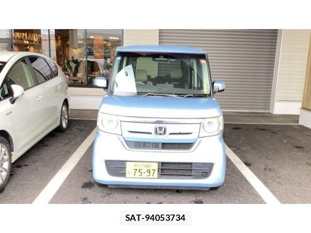 Honda N BOX 2018-04 8074836-0